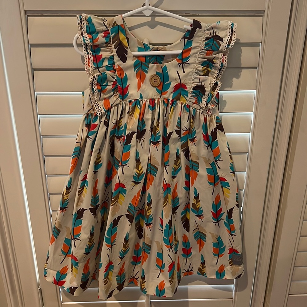 Eleanor Rose Feather dress. New w/o tags. Sz 5-6